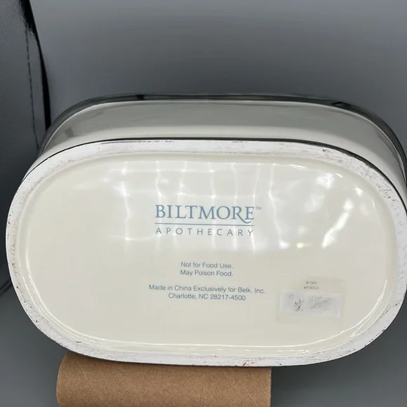 Biltmore for Belk Apothecary mini Bathtub - Picture 7 of 9